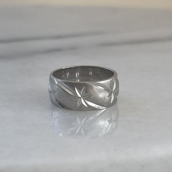 Vintage Solid 14K White Gold Celestial Star Wedding Stacking Cigar Band Ring 585 - Picture 10 of 11